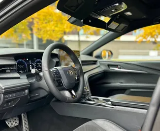 Noleggio Toyota Camry. Auto Comfort, Premium per il noleggio in Bielorussia ✓ Cauzione di Senza deposito ✓ Opzioni assicurative RCT, CDW.