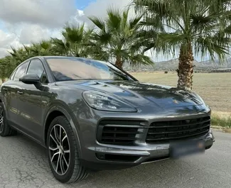 Noleggio auto Porsche Cayenne #15055 Automatico ad Alicante, dotata di motore 3,0L ➤ Da Yevheniia in Spagna.