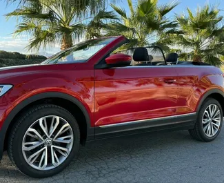 Noleggio auto Volkswagen T-Roc Cabrio #15106 Automatico ad Alicante, dotata di motore 1,5L ➤ Da Yevheniia in Spagna.