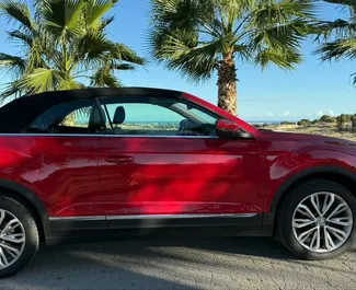 Motore Benzina da 1,5L di Volkswagen T-Roc Cabrio 2022 per il noleggio ad Alicante.