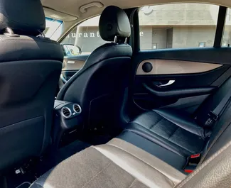 Noleggio auto Mercedes-Benz E-Class 2017 in Bielorussia, con carburante Benzina e 184 cavalli di potenza ➤ A partire da 107 USD al giorno.