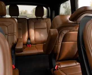 Linkoln Navigator 2020 con sistema A trazione posteriore, disponibile a Tbilisi.