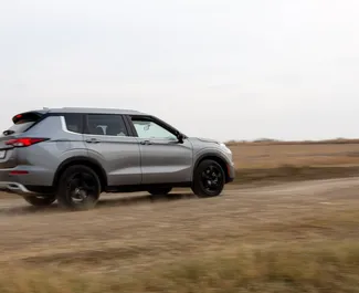 Noleggio auto Mitsubishi Outlander #15182 Automatico a Tbilisi, dotata di motore 2,5L ➤ Da Giulia in Georgia.