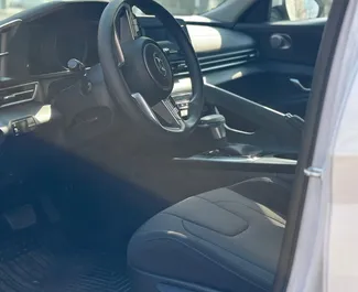 Noleggio Hyundai Elantra. Auto Comfort, Premium per il noleggio in Azerbaigian ✓ Cauzione di Deposito di 300 AZN ✓ Opzioni assicurative RCT.