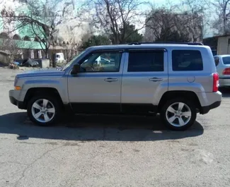 Noleggio auto Jeep Patriot #15174 Automatico a Tbilisi, dotata di motore 2,4L ➤ Da Revaz in Georgia.