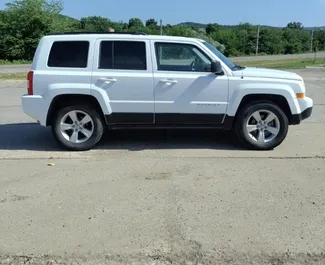 Noleggio auto Jeep Patriot #15175 Automatico a Tbilisi, dotata di motore 2,4L ➤ Da Revaz in Georgia.