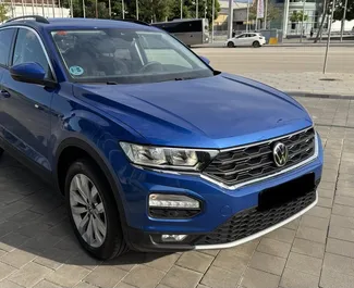 Noleggio auto Volkswagen T-Roc 2021 in Spagna, con carburante Diesel e  cavalli di potenza ➤ A partire da 60 EUR al giorno.