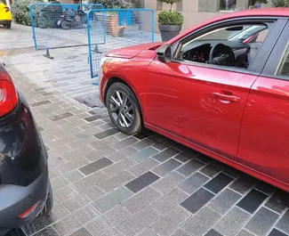 Noleggio Opel Corsa. Auto Economica per il noleggio in Turchia ✓ Cauzione di Deposito di 300 USD ✓ Opzioni assicurative RCT, CDW, SCDW, FDW.