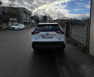 Noleggio auto Toyota Rav4 2021 in Georgia, con carburante Ibrido e 219 cavalli di potenza ➤ A partire da 200 GEL al giorno.