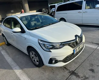 Vista frontale di un noleggio Renault Taliant a Fethiye, Turchia ✓ Auto #11784. ✓ Cambio Automatico TM ✓ 0 recensioni.