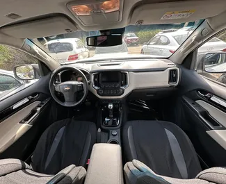 Motore Benzina da L di Chevrolet Trailblazer 2022 per il noleggio all'aeroporto di Baku.