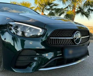 Noleggio auto Mercedes-Benz E-Class Cabrio 2023 in Spagna, con carburante Benzina e 245 cavalli di potenza ➤ A partire da 150 EUR al giorno.