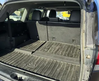 Noleggia Toyota Highlander a Tbilisi Georgia