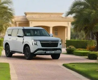 Vista frontale di un noleggio Nissan Patrol a Dubai, Emirati Arabi Uniti ✓ Auto #6169. ✓ Cambio Automatico TM ✓ 0 recensioni.