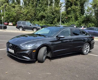 Noleggio auto Hyundai Sonata 2020 in Georgia, con carburante Benzina e 201 cavalli di potenza ➤ A partire da 120 GEL al giorno.
