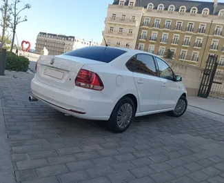 Noleggio Volkswagen Polo Sedan. Auto Economica per il noleggio in Azerbaigian ✓ Cauzione di Deposito di 200 AZN ✓ Opzioni assicurative RCT, CDW, SCDW, Furto.