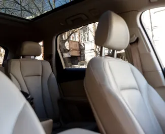Audi Q7 2018 disponibile per il noleggio a Tbilisi, con limite di chilometraggio di illimitato.