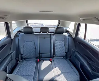 Noleggio Volkswagen Tiguan. Auto Comfort, Crossover per il noleggio negli Emirati Arabi Uniti ✓ Cauzione di Senza deposito ✓ Opzioni assicurative RCT, CDW.