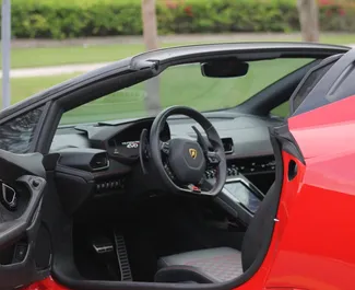 Motore Benzina da 5,2L di Lamborghini Huracan Perfomante Spider 2024 per il noleggio a Dubai.