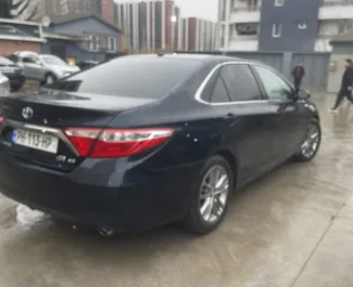 Noleggio auto Toyota Camry 2016 in Georgia, con carburante Ibrido e 260 cavalli di potenza ➤ A partire da 64 GEL al giorno.