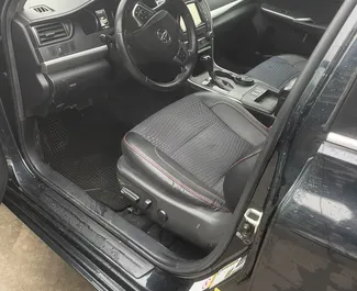 Noleggio Toyota Camry. Auto Comfort, Premium per il noleggio in Georgia ✓ Cauzione di Senza deposito ✓ Opzioni assicurative RCT, CDW, FDW, Giovane.