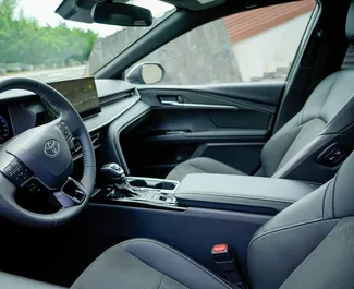 Noleggio auto Toyota Camry 2024 in Armenia, con carburante Benzina e 173 cavalli di potenza ➤ A partire da 100 USD al giorno.