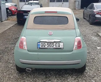 Fiat 500 Cabrio 2011 disponibile per il noleggio a Tbilisi, con limite di chilometraggio di illimitato.