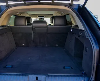 Motore Benzina da 3,0L di Land Rover Range Rover Sport 2020 per il noleggio a Yerevan.