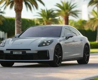 Noleggio auto Porsche Panamera 2025 negli Emirati Arabi Uniti, con carburante Benzina e  cavalli di potenza ➤ A partire da 950 AED al giorno.