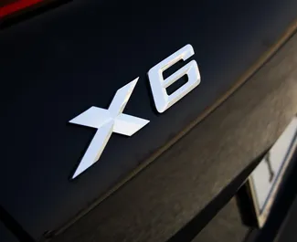 Motore Benzina da L di BMW X6 2025 per il noleggio a Dubai.