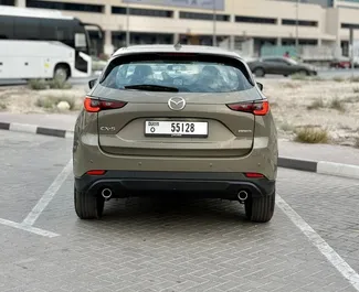 Noleggio auto Mazda CX-5 2025 negli Emirati Arabi Uniti, con carburante Benzina e 194 cavalli di potenza ➤ A partire da 190 AED al giorno.