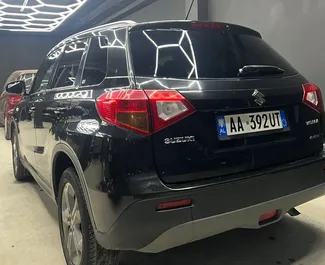 Motore Diesel da 1,8L di Suzuki Vitara 2018 per il noleggio all'aeroporto di Tirana.