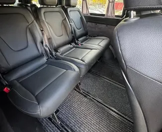 Mercedes-Benz Vito 2019 con sistema A trazione anteriore, disponibile a Tbilisi.