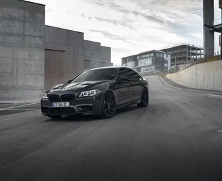 Noleggia BMW 535 a Tbilisi Georgia