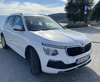 Vista frontale di un noleggio Skoda Kamiq a Herceg-Novi, Montenegro ✓ Auto #15453. ✓ Cambio Automatico TM ✓ 0 recensioni.