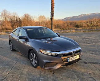 Noleggio Honda Insight. Auto Economica, Comfort per il noleggio in Georgia ✓ Cauzione di Senza deposito ✓ Opzioni assicurative RCT, CDW, Senza deposito.