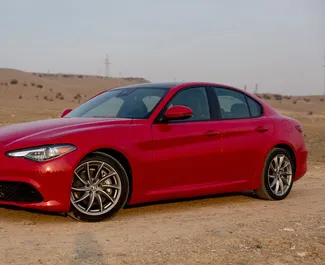 Vista frontale di un noleggio Alfa Romeo Giulia a Tbilisi, Georgia ✓ Auto #15493. ✓ Cambio Automatico TM ✓ 0 recensioni.