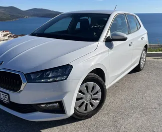 Noleggio auto Skoda Fabia #15424 Automatico a Herceg-Novi, dotata di motore 1,0L ➤ Da Evgenii in Montenegro.