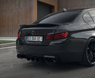 Noleggia BMW 535 a Tbilisi Georgia