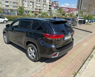 Motore Ibrido da 16,0L di Toyota Highlander 2019 per il noleggio a Tbilisi.