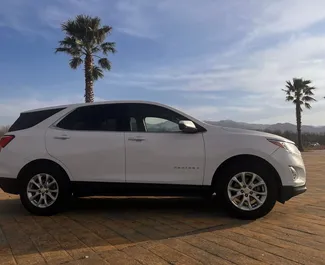 Vista frontale di un noleggio Chevrolet Equinox a Batumi, Georgia ✓ Auto #15518. ✓ Cambio Automatico TM ✓ 0 recensioni.