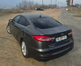 Motore Benzina da 2,0L di Ford Fusion Sedan 2018 per il noleggio a Batumi.