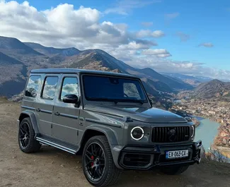 Vista frontale di un noleggio Mercedes-Benz G63 a Tbilisi, Georgia ✓ Auto #15414. ✓ Cambio Automatico TM ✓ 0 recensioni.