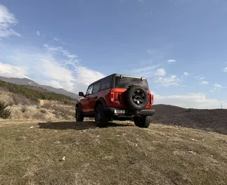 Motore Benzina da 2,3L di Ford Bronco 2025 per il noleggio a Tbilisi.