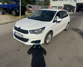 Noleggio Citroen C4. Auto Comfort, Crossover per il noleggio in Montenegro ✓ Cauzione di Senza deposito ✓ Opzioni assicurative RCT, Senza deposito.