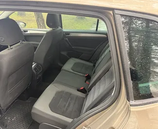 Noleggio auto Volkswagen Golf Sportsvan 2019 in Montenegro, con carburante Diesel e 150 cavalli di potenza ➤ A partire da 55 EUR al giorno.