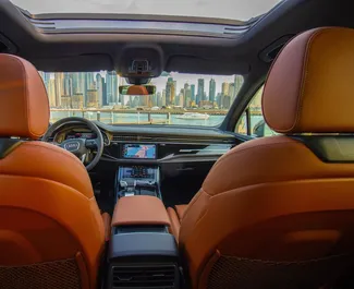 Noleggio Audi Q7. Auto Premium, SUV, Crossover per il noleggio negli Emirati Arabi Uniti ✓ Cauzione di Senza deposito ✓ Opzioni assicurative RCT, SCDW, FDW, Passeggeri, Furto, Senza deposito.