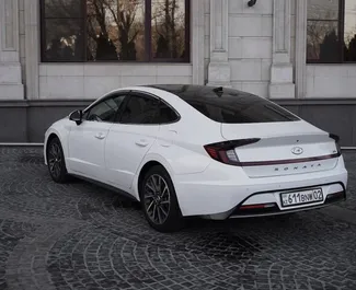 Motore Benzina da 2,5L di Hyundai Sonata 2021 per il noleggio ad Almaty.