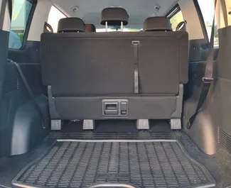 Noleggio Hyundai Staria. Auto Comfort, Monovolume per il noleggio in Georgia ✓ Cauzione di Deposito di 900 GEL ✓ Opzioni assicurative RCT, CDW, Passeggeri, Furto.