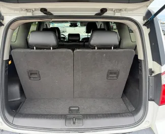 Chevrolet Orlando 2014 disponibile per il noleggio a Durazzo, con limite di chilometraggio di illimitato.